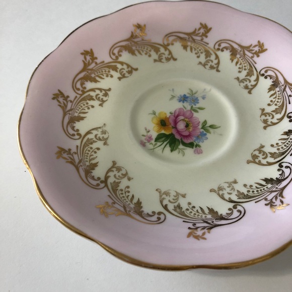 Vintage bone china w gold accents / Royal Standard - Picture 7 of 9